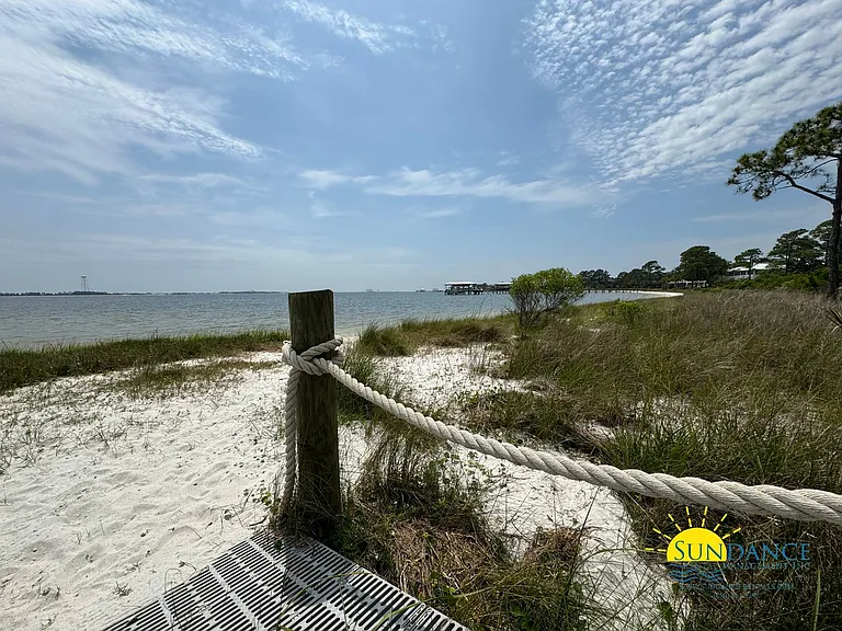 109 Long Pointe Dr — Photo 44