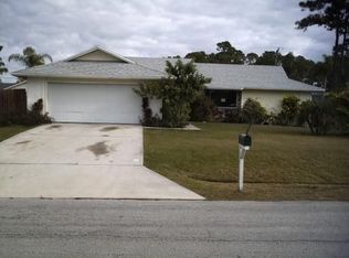 971 SW Consolata Ave, Port Saint Lucie, FL 34953