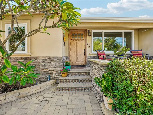 25413 Woodward Ave, Lomita, CA 90717