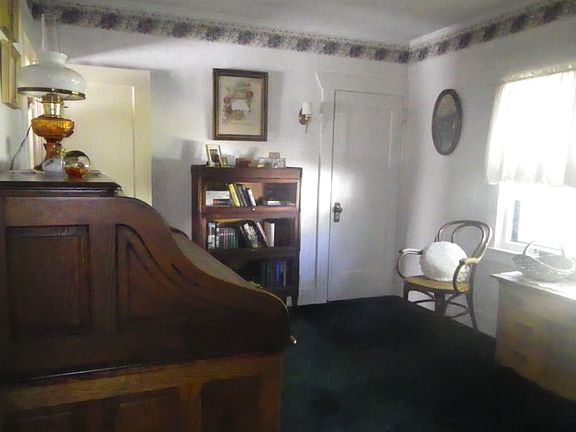 Bedroom office
