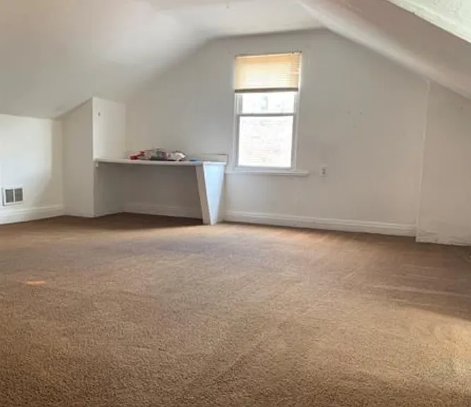 61 Lawn St #2 — Photo 8