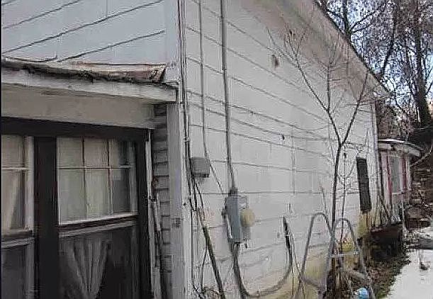 1st image of 17 Schuyler St