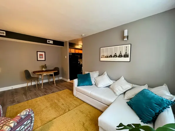 1739 Galen St SE Suite 3, Washington, DC 20020