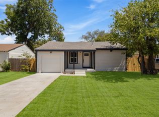 314 NW 15th St, Grand Prairie, TX 75050