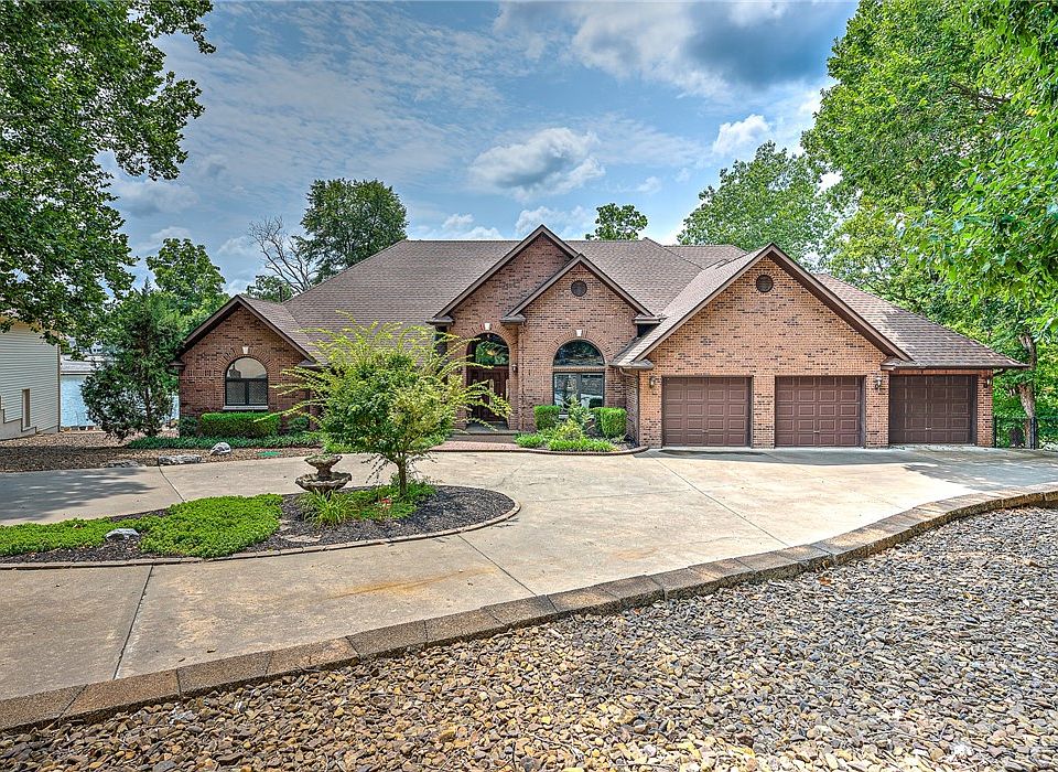 1st image of 48 Strichen Ln