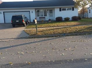 543 E Countryside Dr, Evansville, WI 53536