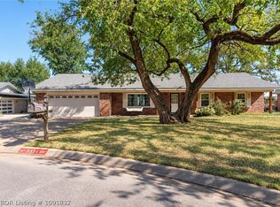 5311 S Y Cir, Fort Smith, AR 72903