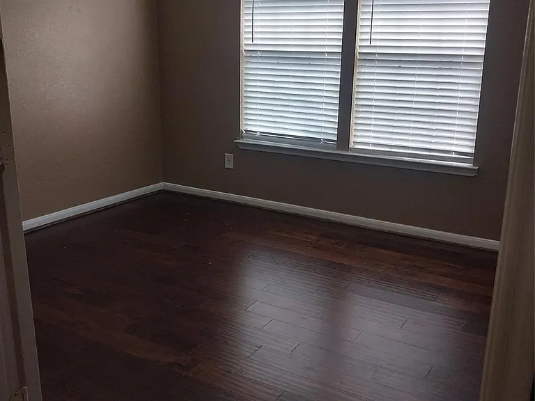 7914 Tilbury Woods Ln — Photo 13