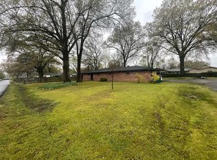 509 E 12th St, Russellville, AR 72801
