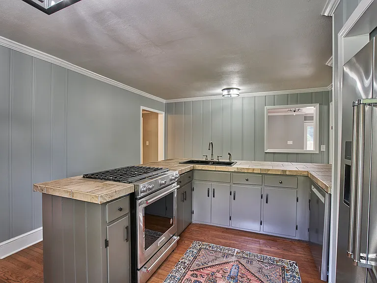 640 Morningside Dr — Photo 119