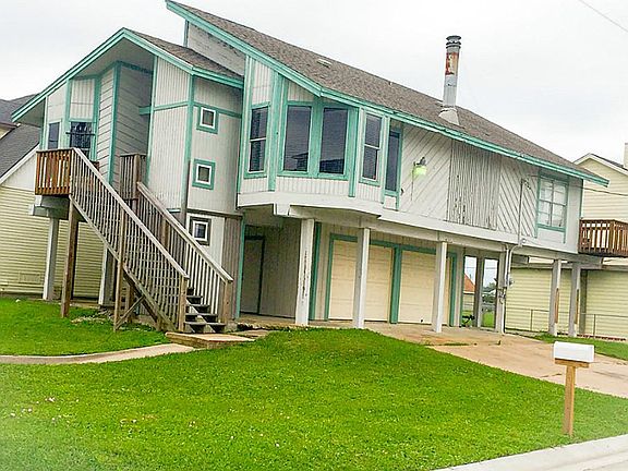 2nd image of 8021 Channelview Dr