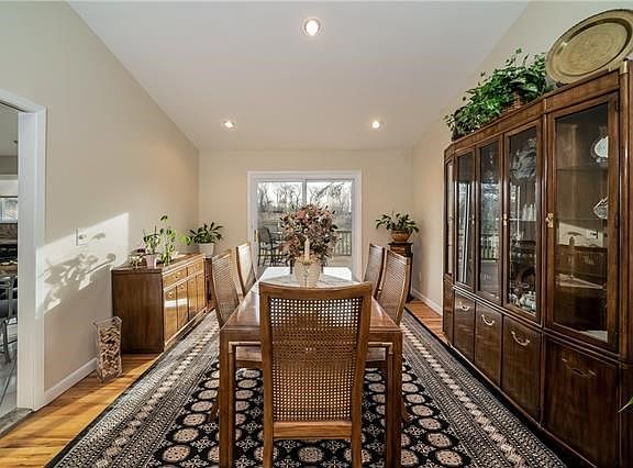 Formal dining room with sliding glass doors to Trek deck