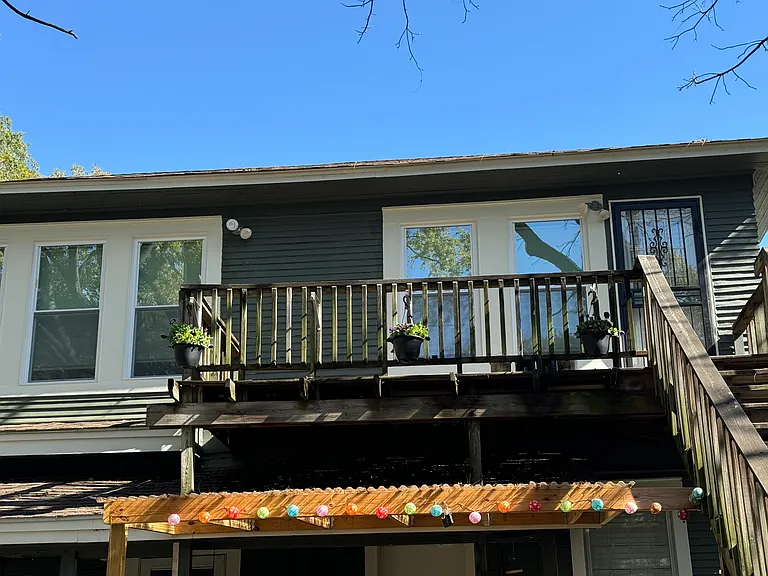 879 Philadelphia St — Photo 3