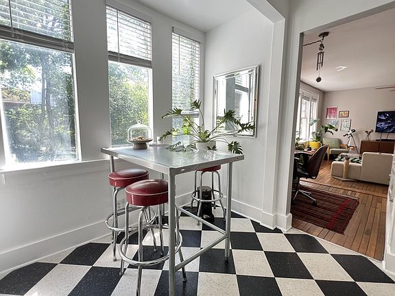 5th image of 742 Monroe Dr NE APT 8