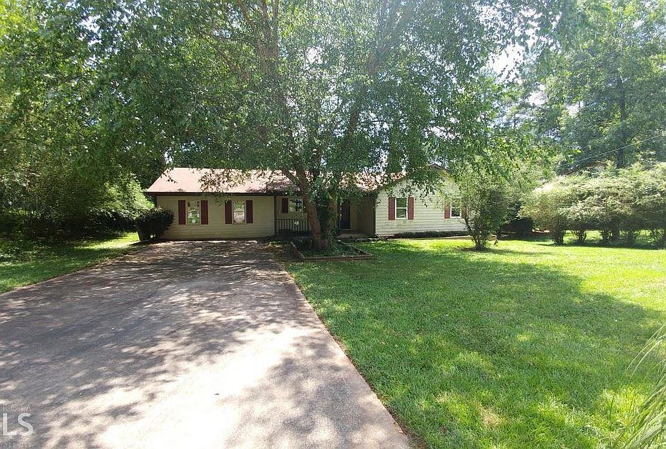 1st image of 925 Curry Cir SE