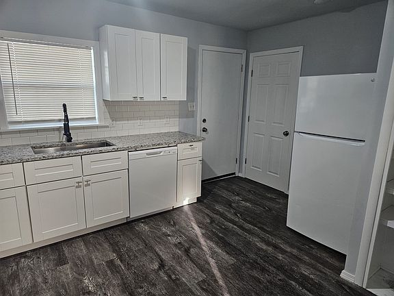 5th image of 2318 NW 35th St