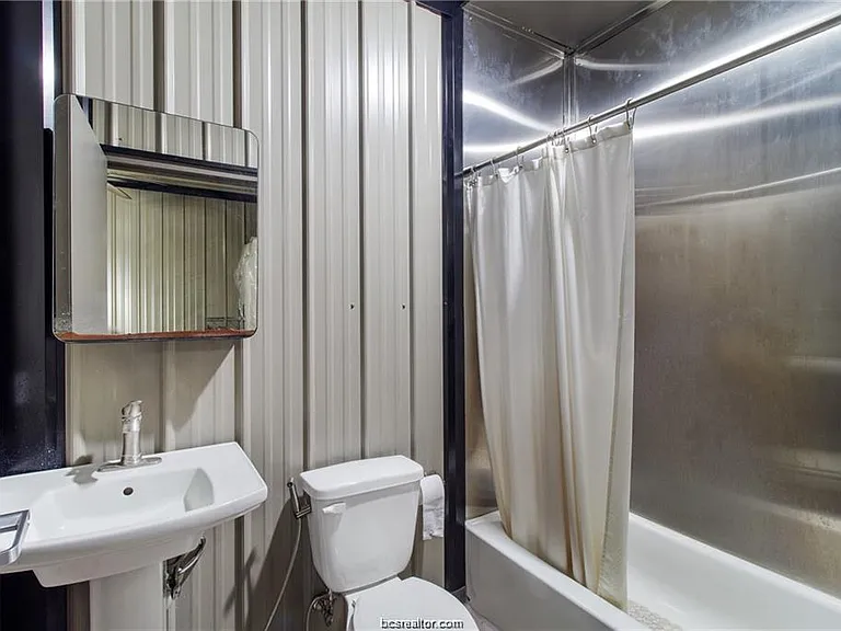 4558 Hicks Ln — Photo 46