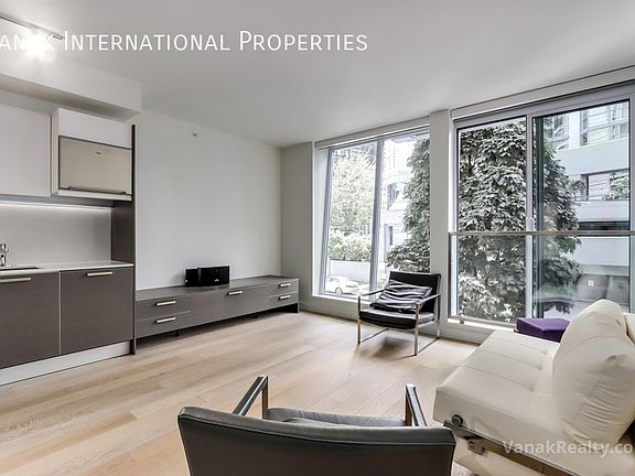 5th image of 1477 Pender St W #206