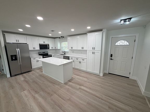 3rd image of 1200 Edenville Ave