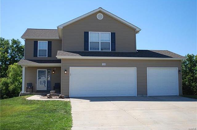 1st image of 131 Cuivre River Dr