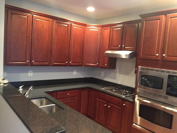 Kitchen with eat in area