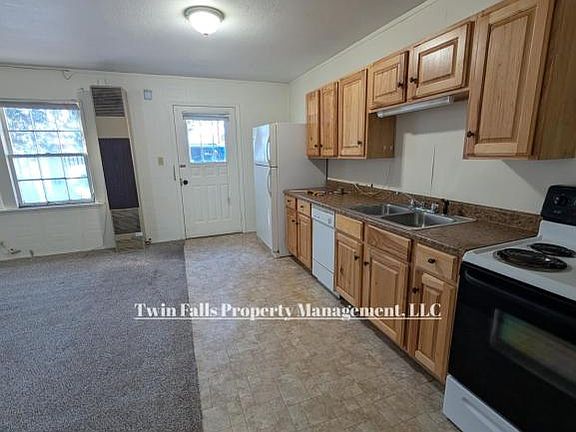 2nd image of 1429 Poplar Ave #1/2