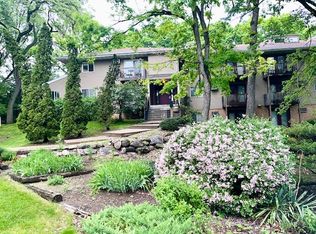 Whispering Oaks, Madison, WI 53713