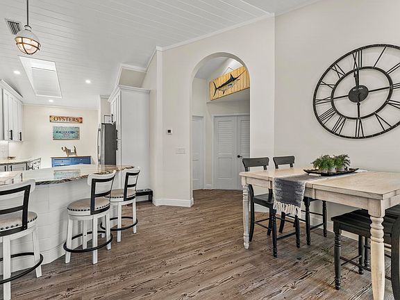 5th image of 153 Turtle Cove Ct #1