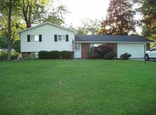 7589 Indian Rd, Temperance, MI 48182