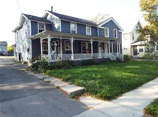 48 High St, Brockport, NY 14420
