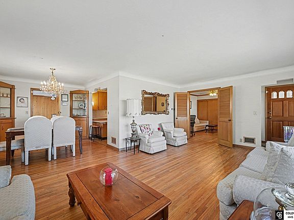 5th image of 5405 Browne St