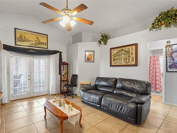 4th image of 291 PINE ARBOR DRIVE