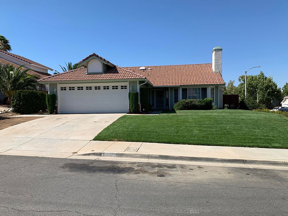 1st image of 2265 Dartmouth Ln