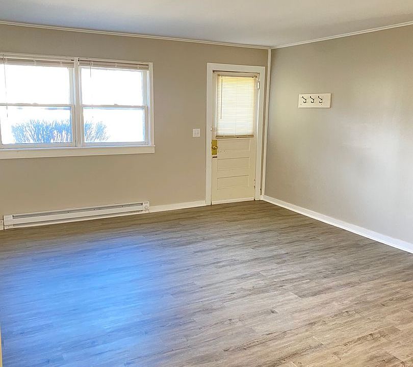 1st image of 415 N Sheldon St #B
