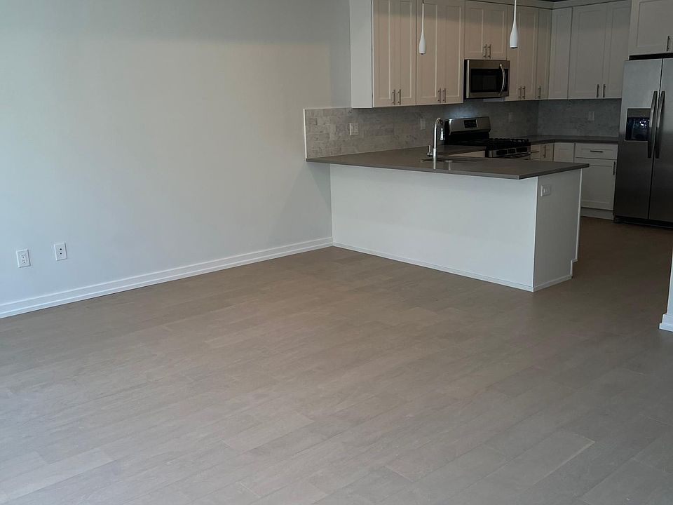 1st image of 1310 N 6th St #3