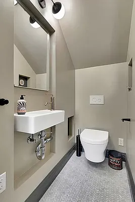 Rented by Douglas Elliman | media 21