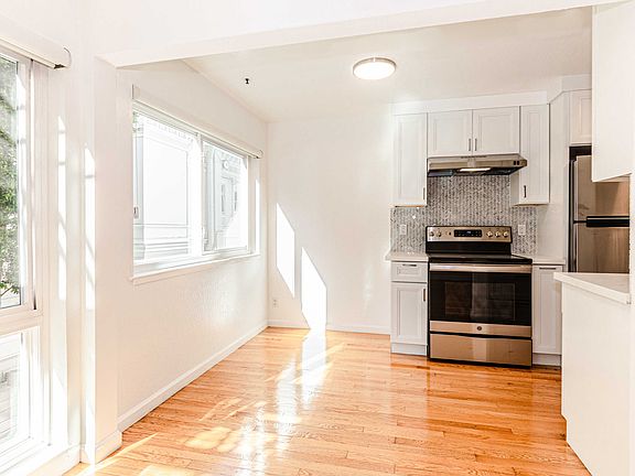 2nd image of 2635 Fillmore St APT 105