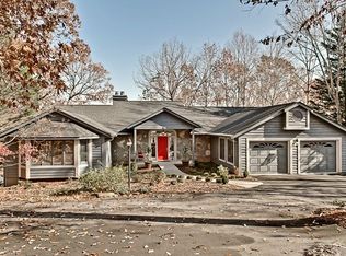 14 Cats Paw Ct, Salem, SC 29676