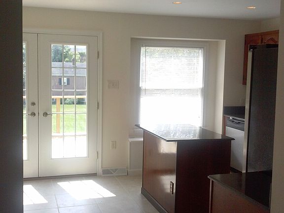 KItchen w/Dining Area