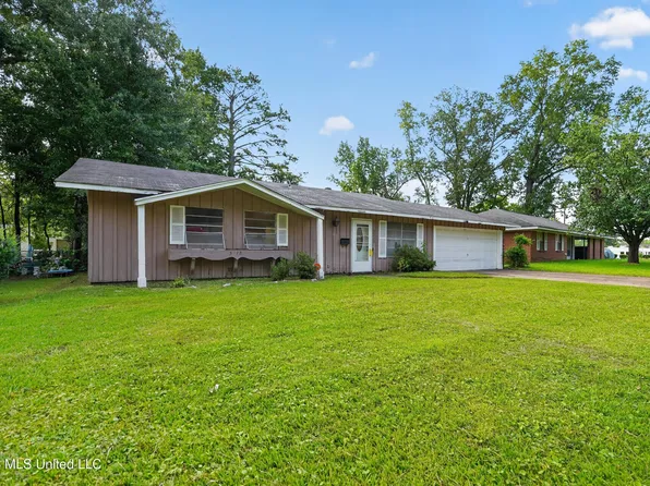 5312 Cedar Park Dr, Jackson, MS 39206