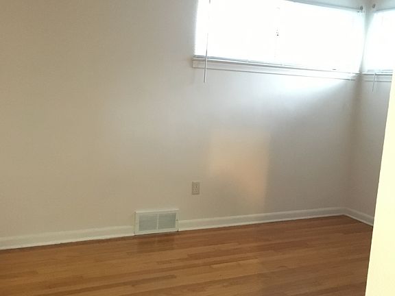 4th image of 15468 Fordline St #House
