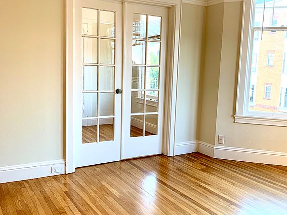 4th image of 2485 Chestnut St APT 202