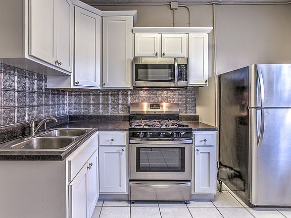 2nd image of 820 S 25th Ave APT 4