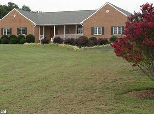 2321 Judes Ferry Rd, Powhatan, VA 23139