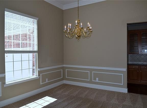 4th image of 1000 Terrace Dr
