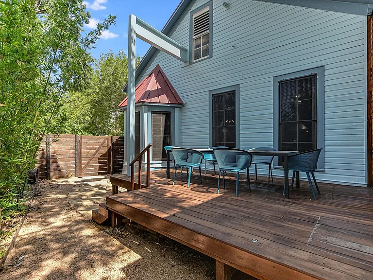 2109 Nickerson St — Photo 18