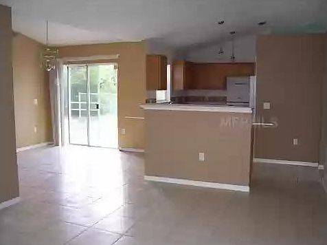 2nd image of 5196 Mentmore Ave
