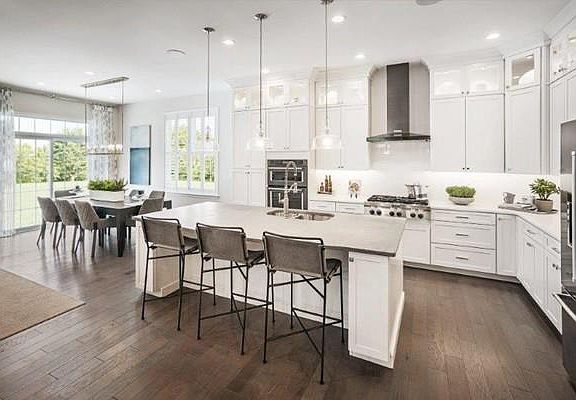 3rd image of 120 Glen Ellen Blvd #63