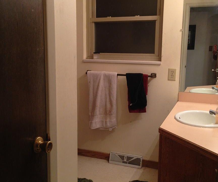 Main full bath