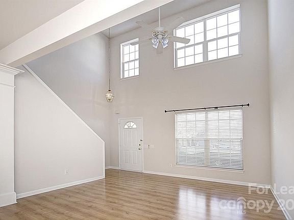 5th image of 7010 Beverly Springs Dr